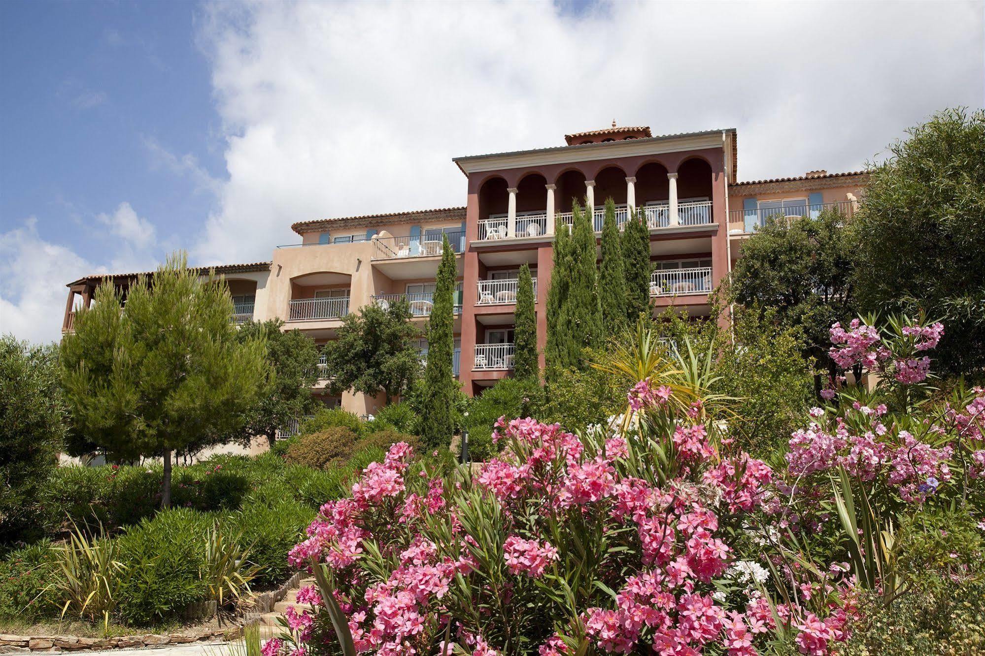 P&V Residence Le Hameau Des Issambrr Sainte-Maxime Extérieur photo